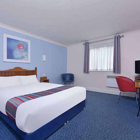 Travelodge Helensburgh Seafront Room photo