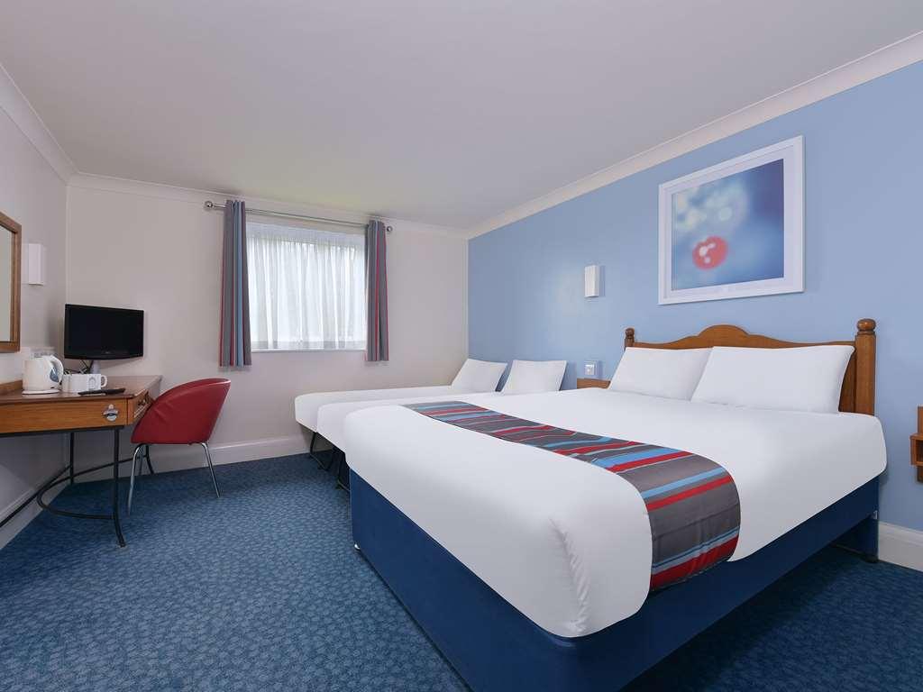 Travelodge Helensburgh Seafront Room photo